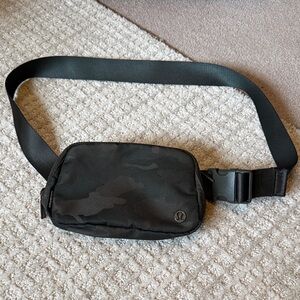Lululemon Camo Everywhere Belt Bag 1L